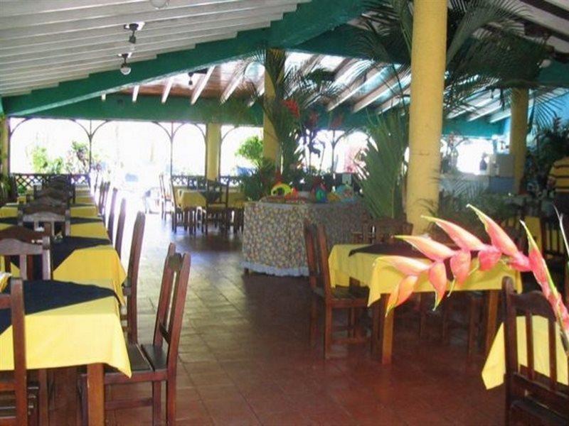 Miramar Village Playa El Agua Екстер'єр фото
